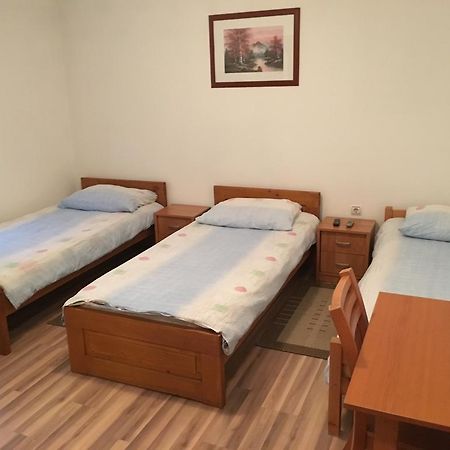 Vojnić Rooms Dujlovic מראה חיצוני תמונה